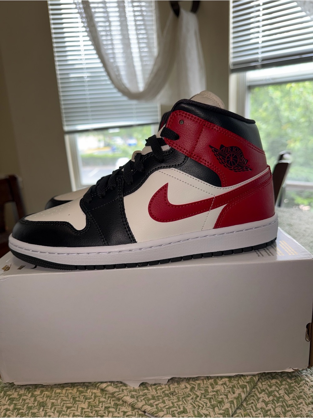 Air Jordan 1 mid women’s sneakers size 10 new/box without lid!!